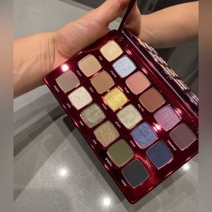 Tarte XL eyeshadow palette